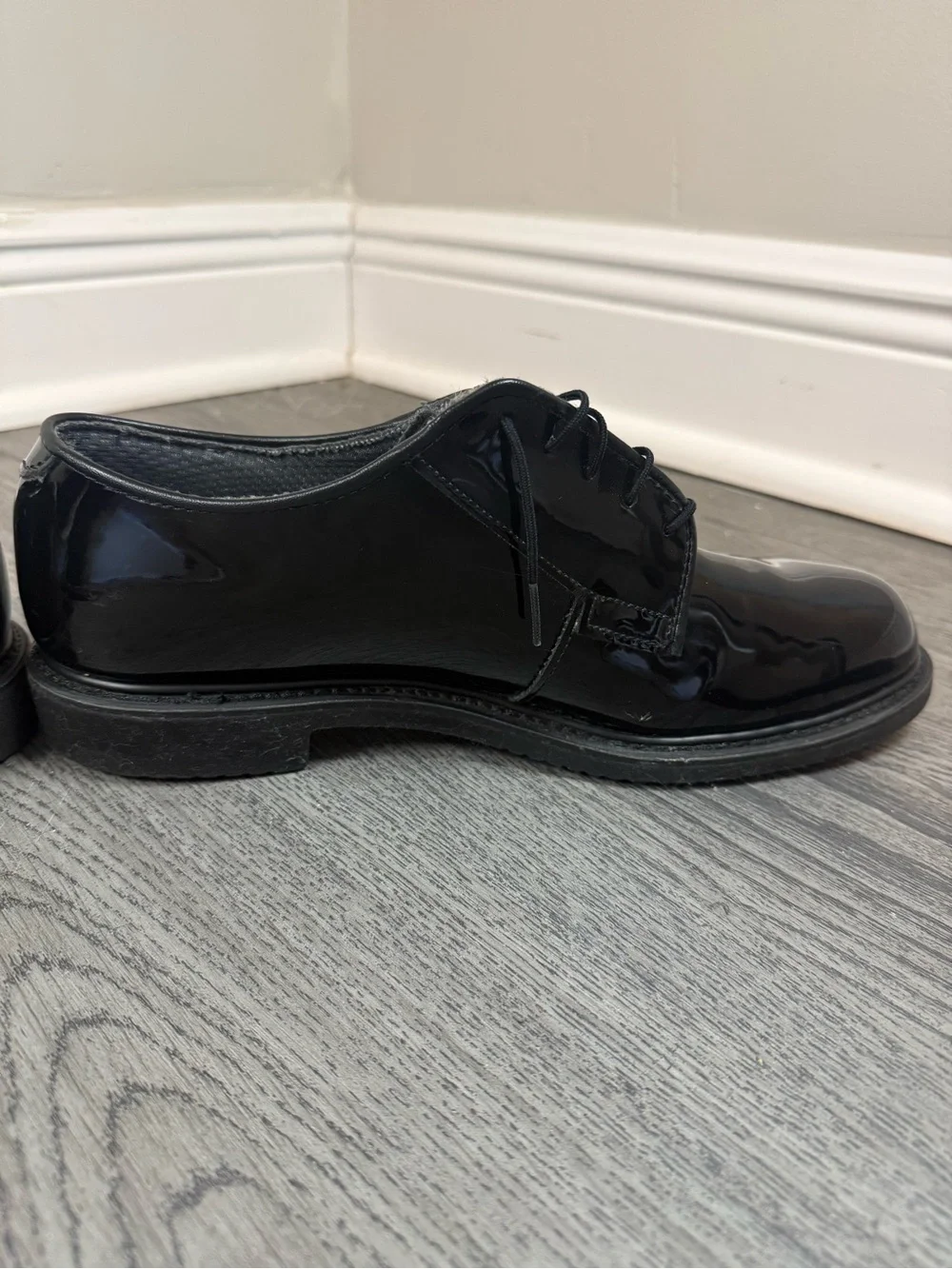 Men's Black Patent Lace-Up Dress Shoes